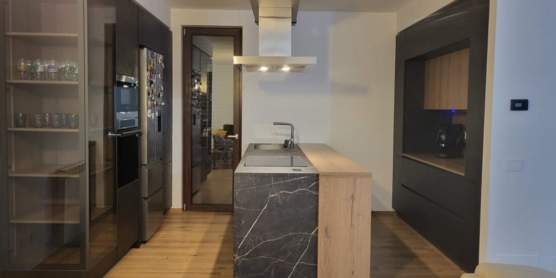 CUCINA SU MISURA CON PENISOLA 2effe 9